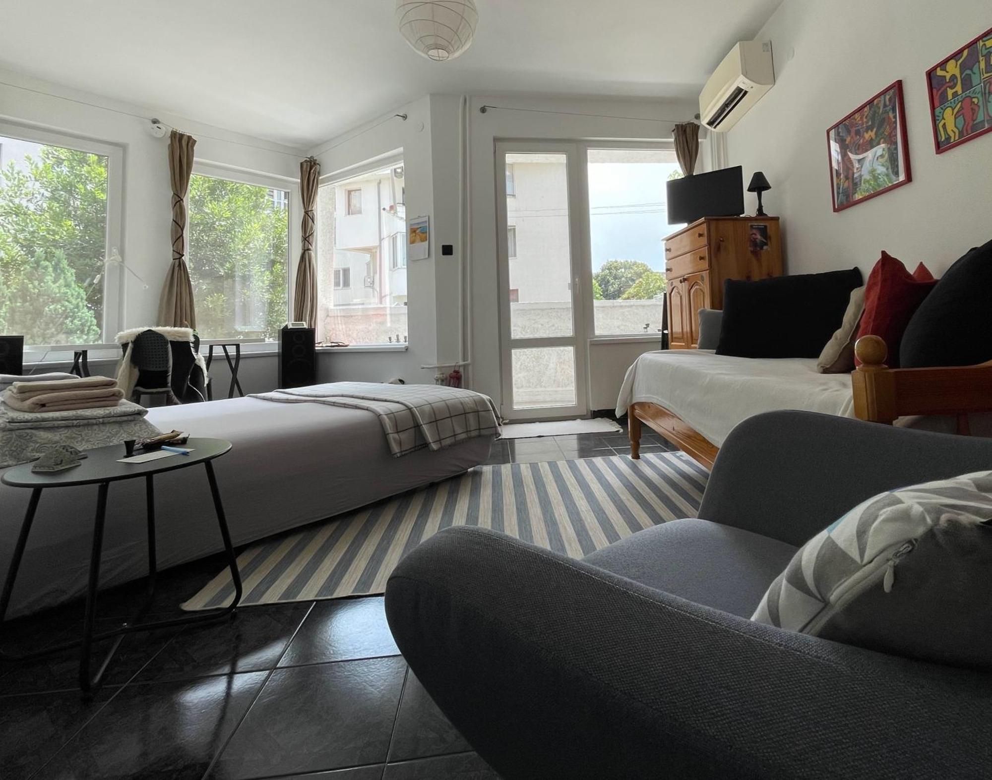 شقة Modern Flat Near Downtown بلوفديف المظهر الخارجي الصورة
